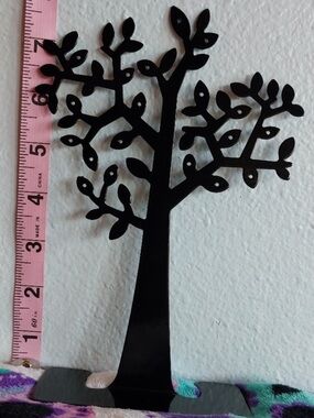 Black Metal earring Tree stand